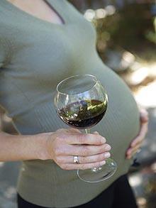 is it OK to drink while pregnant
